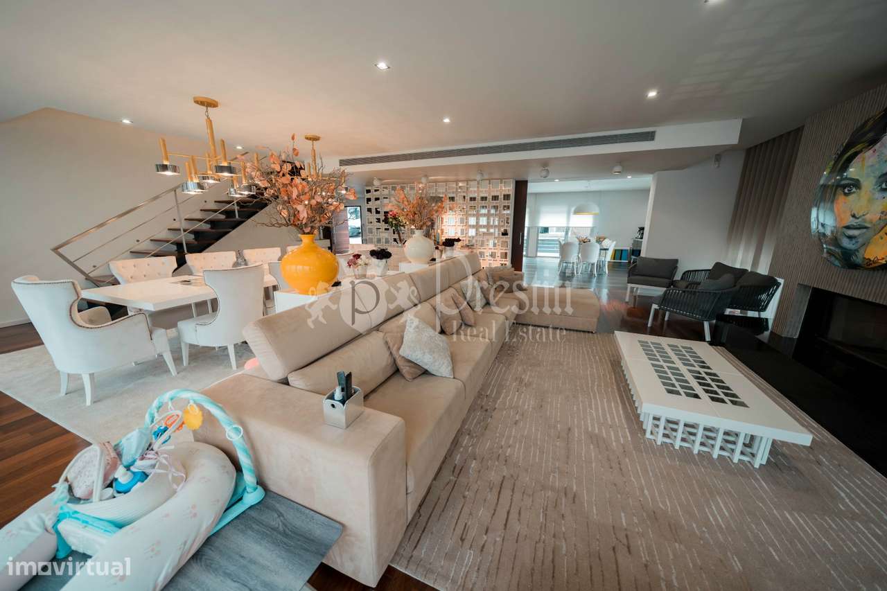 Moradia T4 com Vistas Deslumbrantes em Guimarães-10