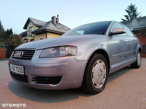 Audi A3 1.6 Attraction - 30