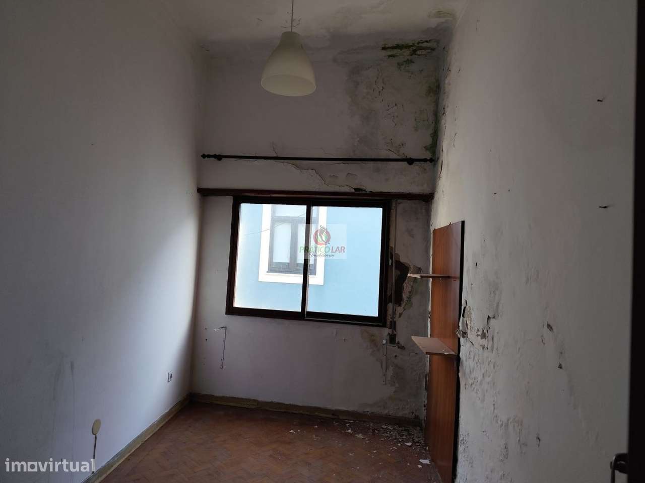 Moradia para restauro no centro na Zona Histórica de Vera Cruz-7
