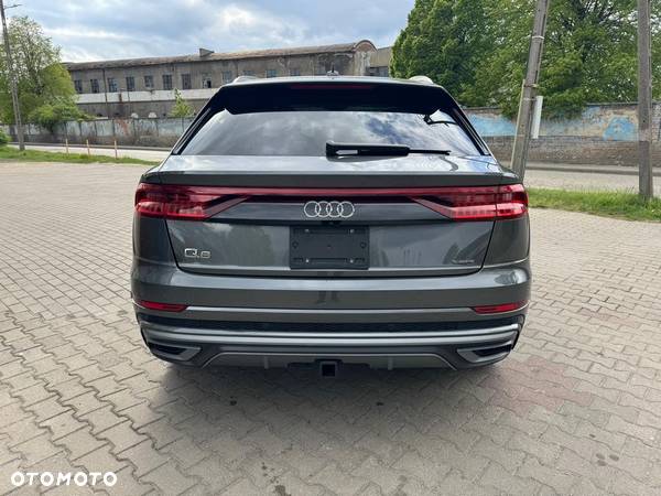 Audi Q8 55 TFSI quattro tiptronic - 32