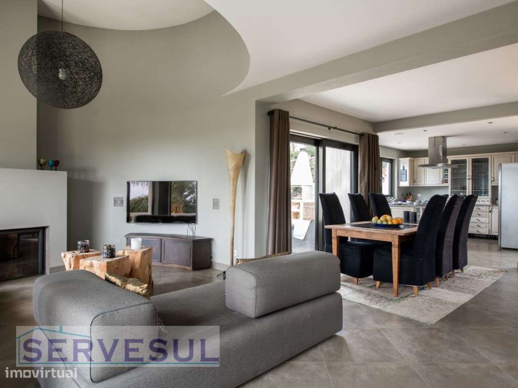 Moradia Portuguesa Clássica e Moderna com 5 Quartos a apenas 10 min... - Grande imagem: 5/35