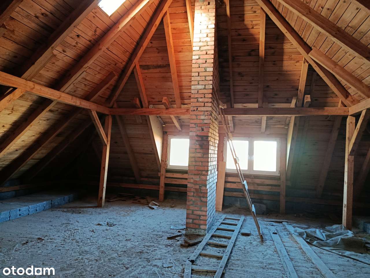 Resteuracja-hotel na sprzedaż. Na trasie 43 Częstochowa-Wieluń-3