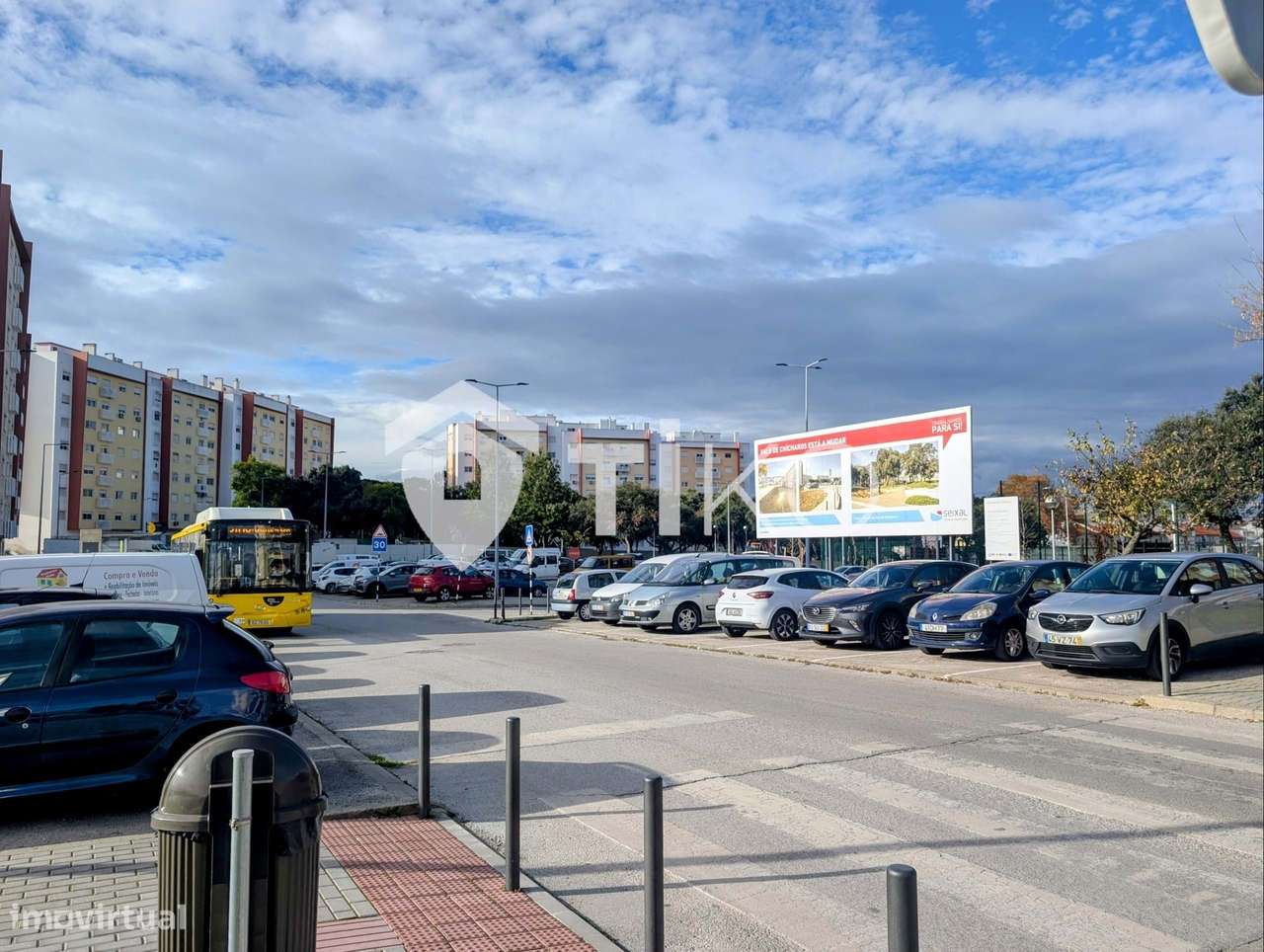 T3 totalmente renovado no Fogueteiro – Amora-18