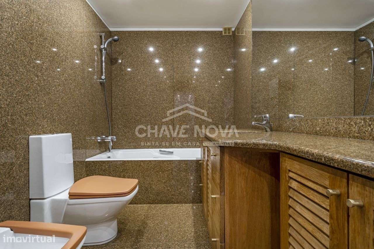 Moradia T4+1 de Luxo em Matosinhos-12