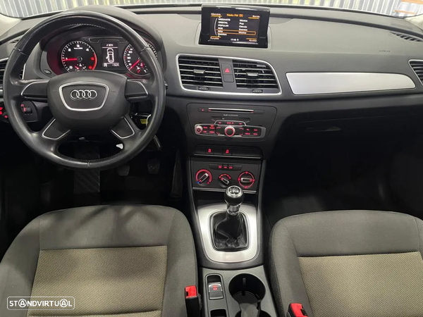 Audi Q3 2.0 TDI Design - 7