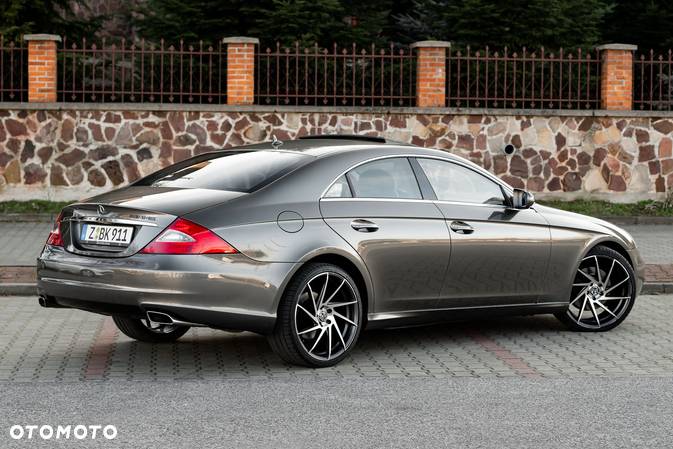 Mercedes-Benz CLS 350 CGI 7G-TRONIC - 17