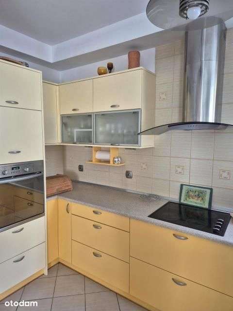 Komorów dwa domy blisko Wkd-8