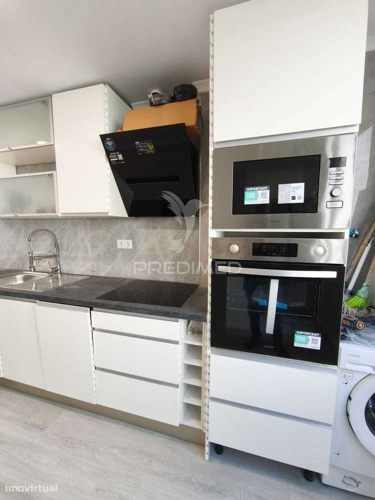 Apartamento T2 Remodelado - Grande imagem: 3/19