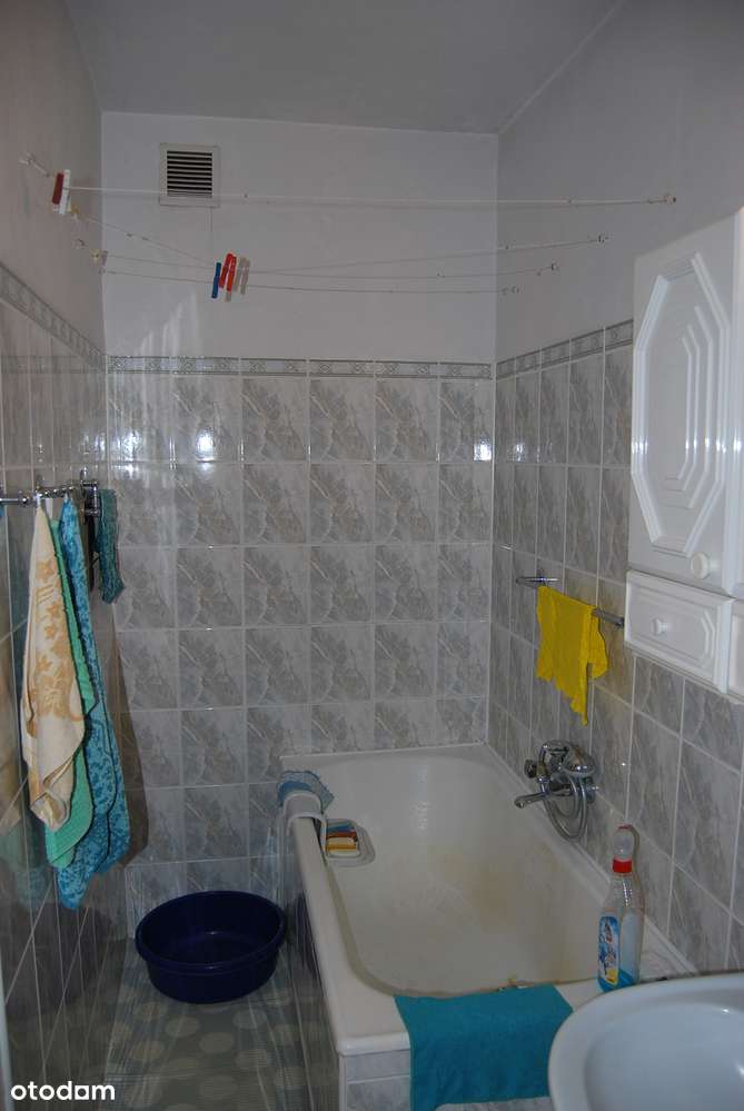 Przestronny dom z ogrodem w spokojnej okolicy-9