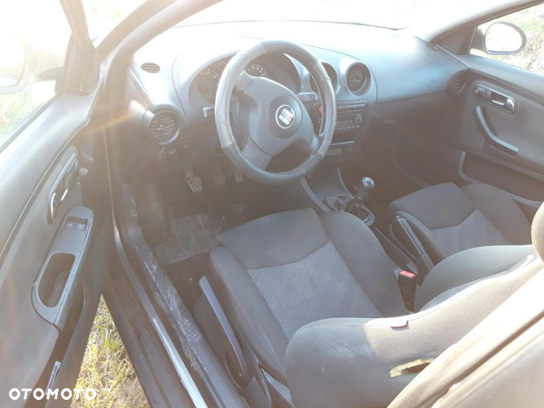 Cześci Seat Ibiza III 08r. 1.4 16V  hatchback 3-drzwi szary - 5