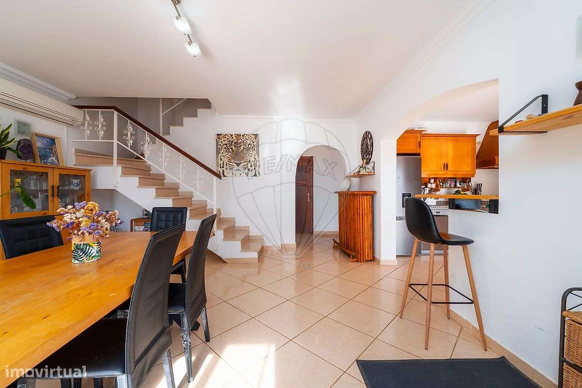 Moradia T4 para venda-6