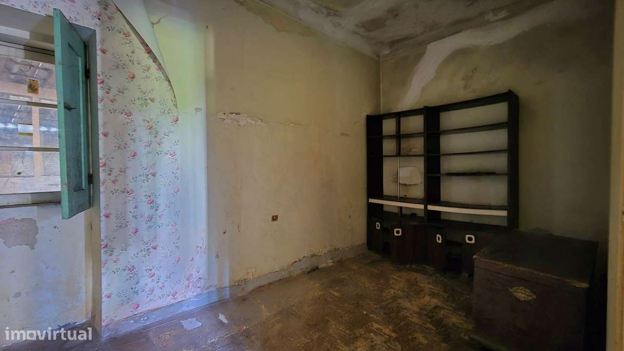 Moradia para Restaurar T3 Venda em Anha,Viana do Castelo-11
