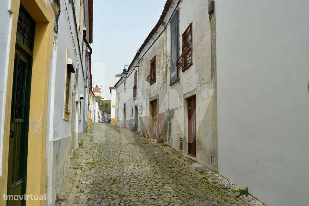 Para venda | Edifício singular do século XVII |  localizado no centro - Grande imagem: 5/60