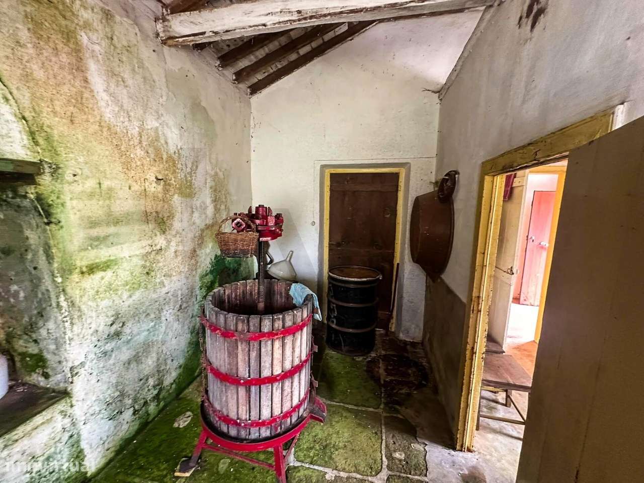 Moradia T1 - Feteirinha, Santo Espírito - Vila do Porto-10