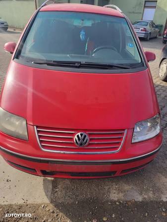 Vindem piese pentru Volkswagen Saran de 1,9 TDI cod motor AUY din 2005 - 1