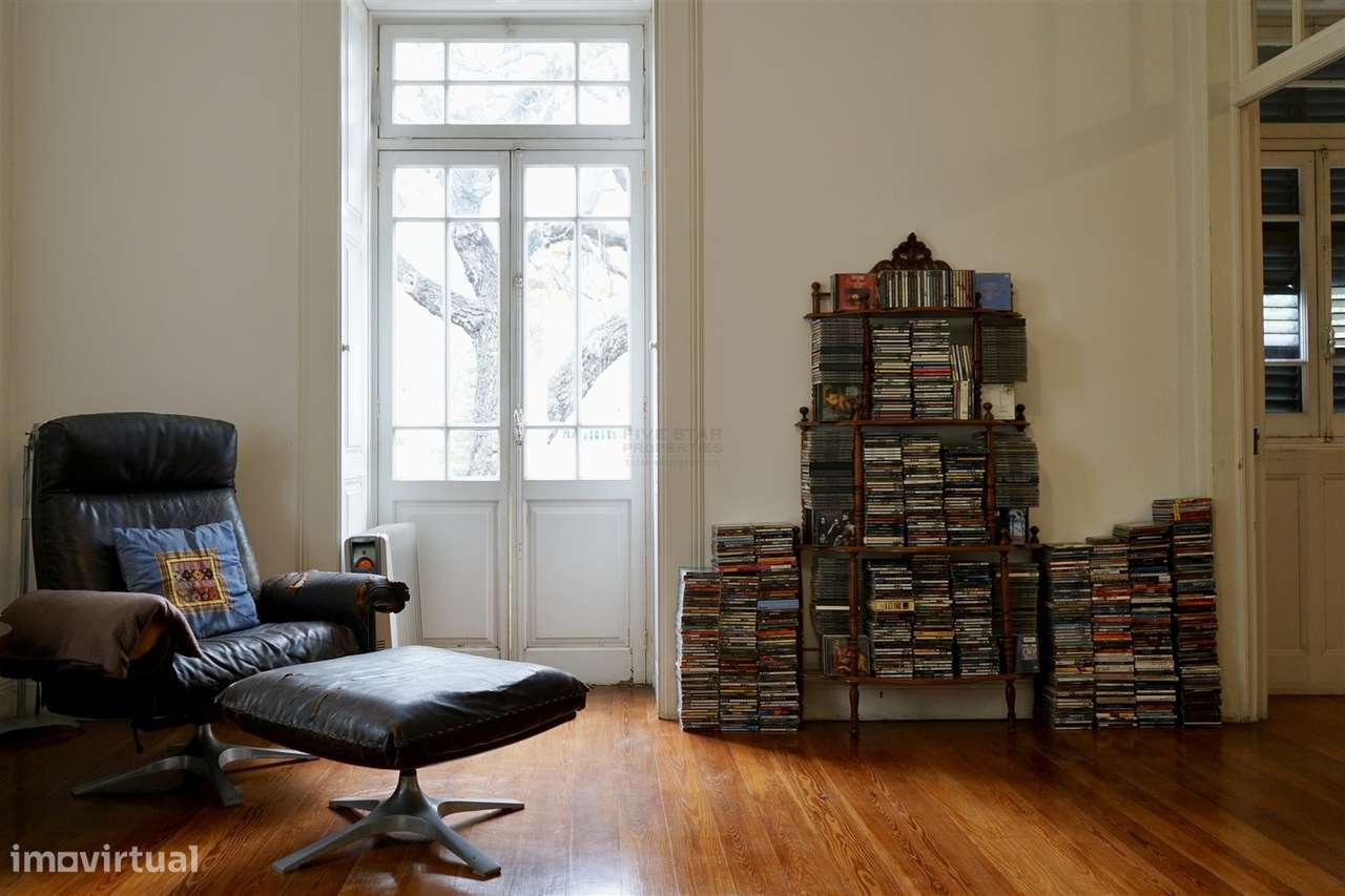 Fantástica moradia num lote de 1360m2-8