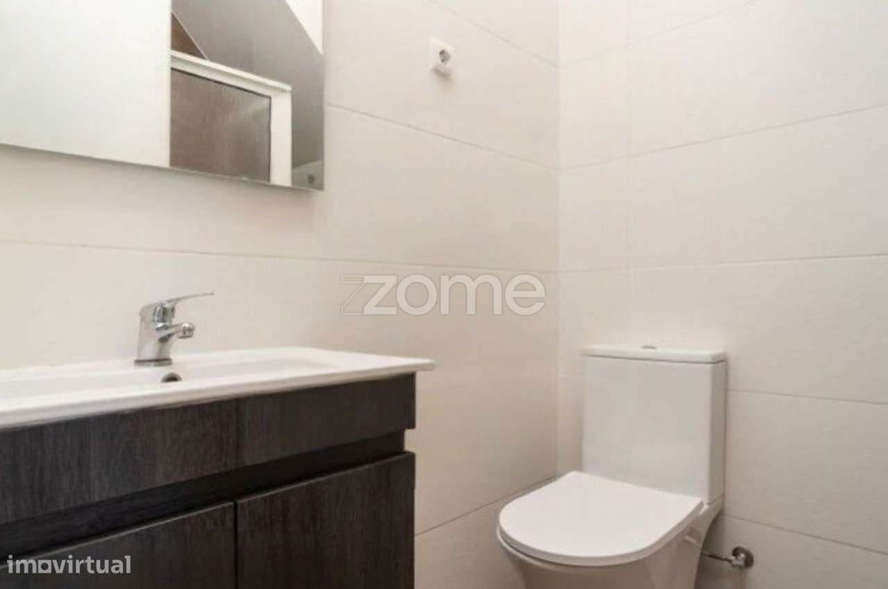 Moradia T8 (T0+T3+T4) no Norton de Matos- Alta Rentabilidade - Grande imagem: 3/15