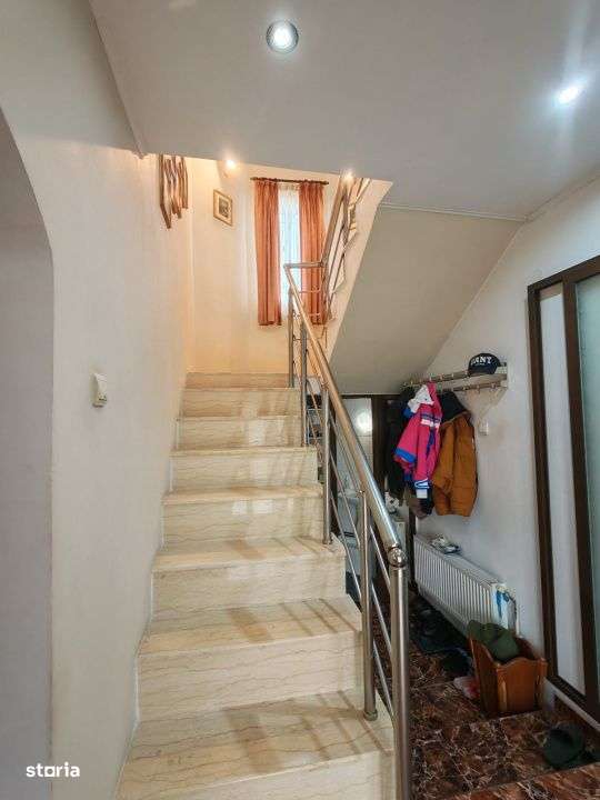 Casa in Serbanesti-18