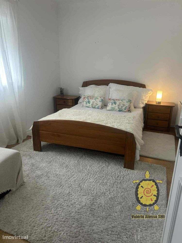 Apartamento T3 Renovado - Praia da Barra-9