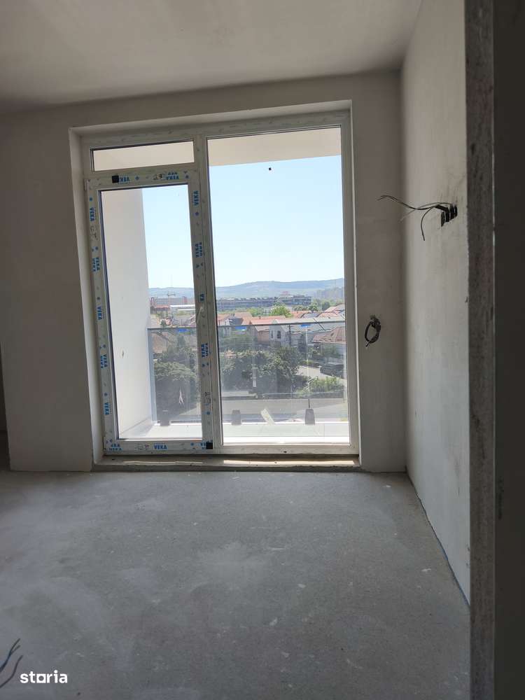 Apartament 4 camere, terasă, lift, Cluj-Napoca(preț cu TVA 21% inclus) — fotografia 3