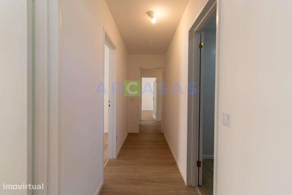 Apartamento T3  com varanda e lugar de garagem em Baguim do monte, Gon-19