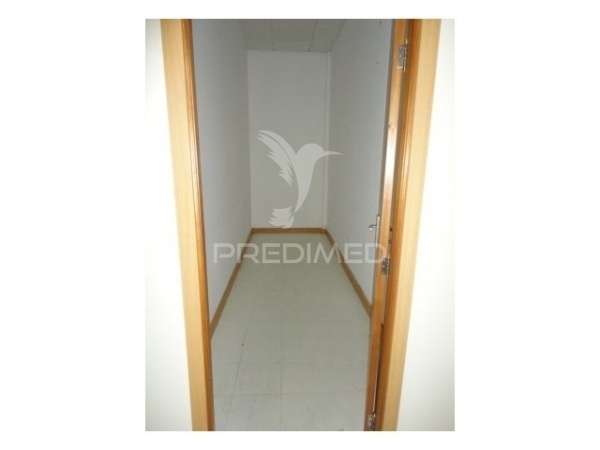 Loja destinada a comércio grossista, Albergaria-a-Velha - Grande imagem: 2/7