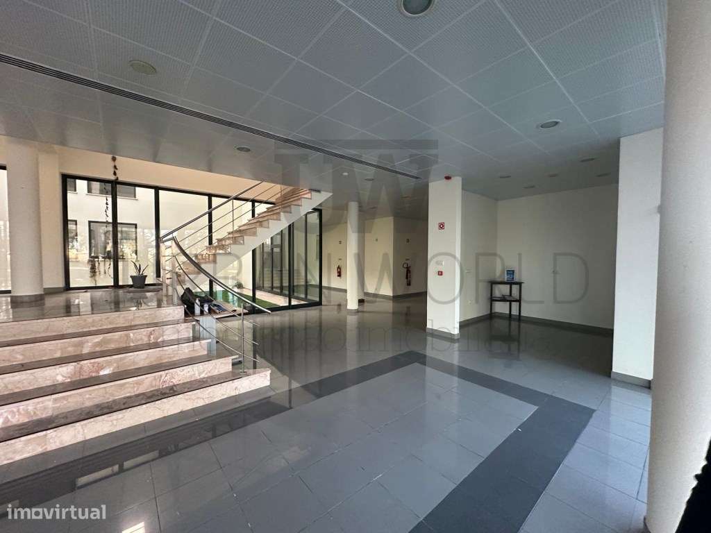 Armazém Industrial, Santarém, 4.000m2-31