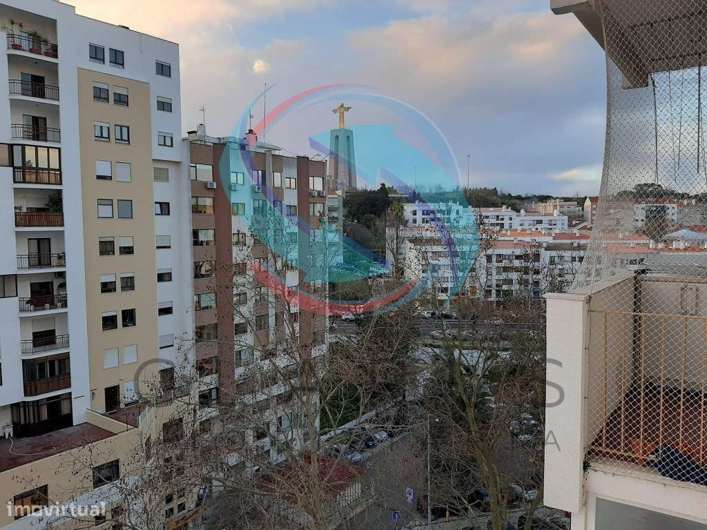 Excelente Apartamento T2 -Almada-28