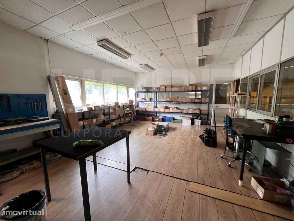 Armazém c/ pontes rolantes| VENDE | VN Gaia (Grijó)-45