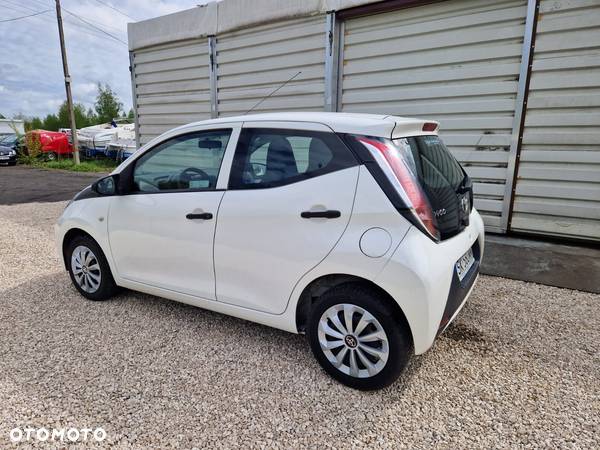 Toyota Aygo 1.0 VVT-i Sprint EU6 - 10