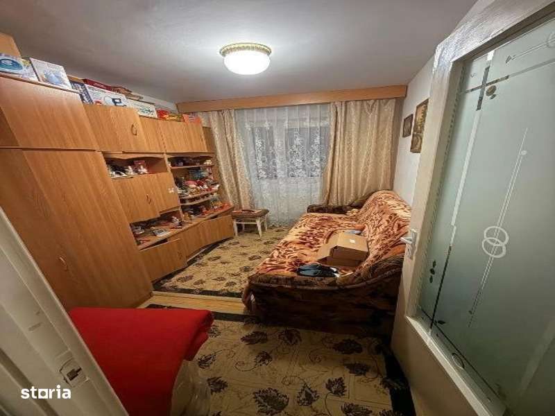 Apartament 2 camere - Zona Soarelui - centrala proprie - etaj 2-2