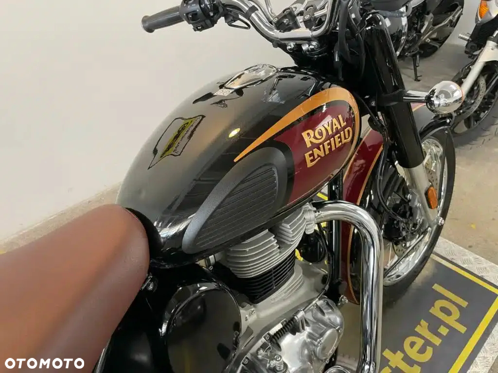 Royal Enfield Classic - 16