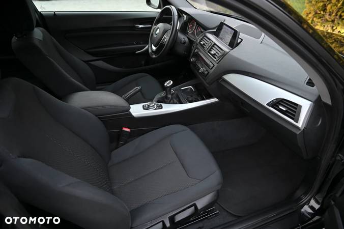 BMW Seria 1 118d - 25