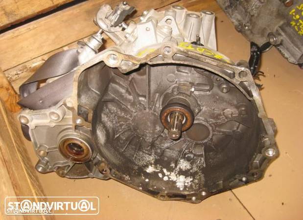 Caixa de Velocidade Opel Astra 1.7CDTI 2007 - 2