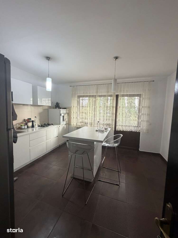 Vand Vila Serbanesti strada Siretului-8