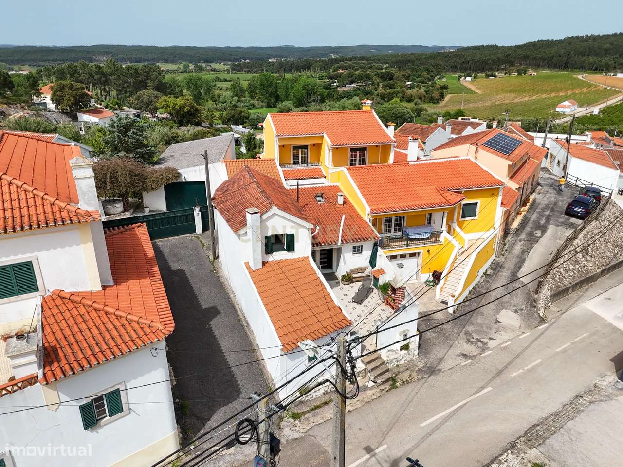 Moradia T2 com 2 salas e Pátio – Loubagueira, Torres Vedras-30