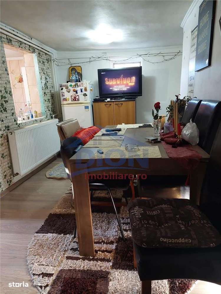 Casa si teren in TEI Petricani