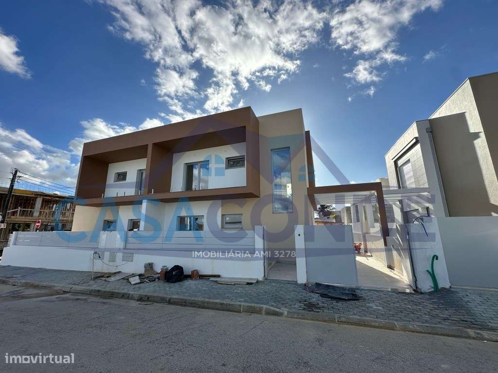 Moradia Geminada T3 com Pérgola - Grande imagem: 1/9