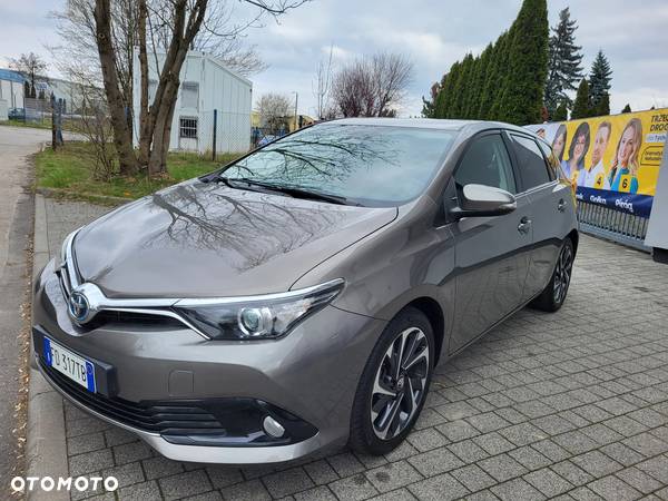 Toyota Auris 1.8 VVT-i Hybrid Automatik Design Edition - 1