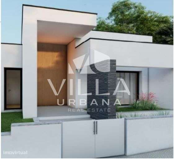 Moradia T4 Térrea Situada na Quinta das Laranjeiras em Fernão Ferro-6