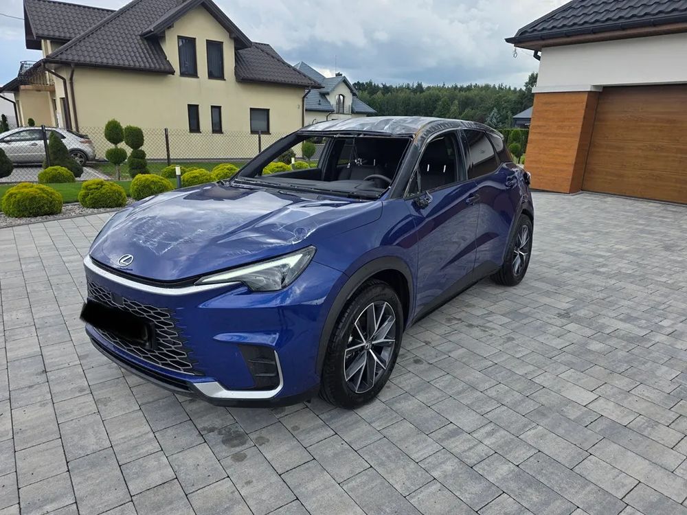 Lexus LBX 1.5 Hybrid Emotion 2025