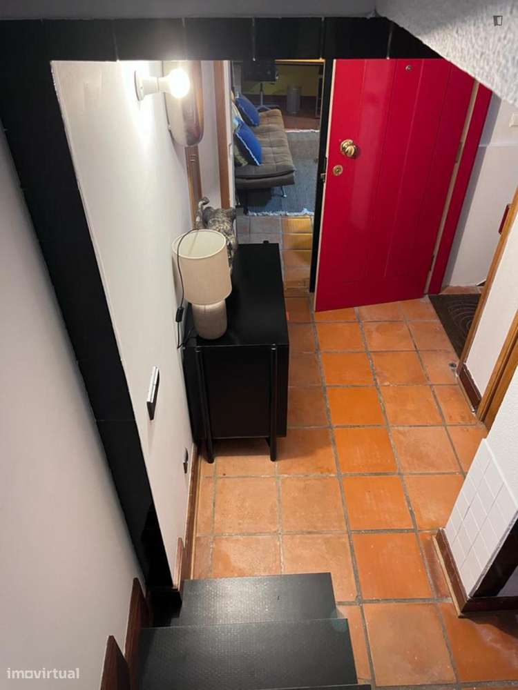 Apartamento com 1 quartos - localizado em Princípe Real Lisbon - Grande imagem: 3/6