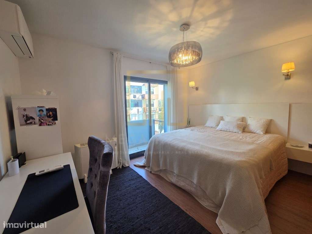 T3 amplo, seminovo, com lugar de estacionamento, em Cerro Ruivo, Po...-20