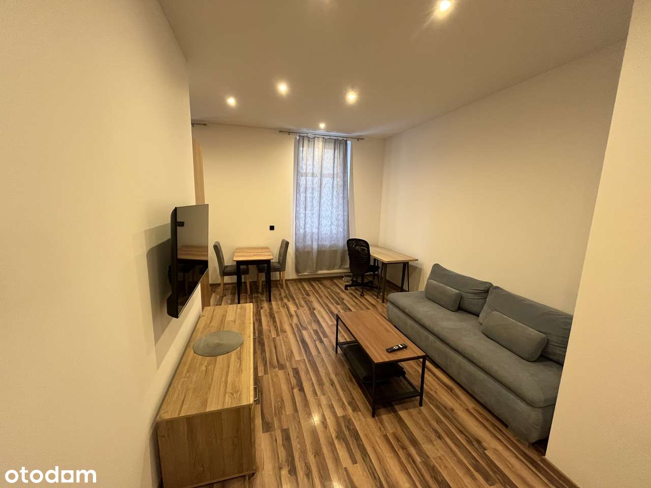 Mieszkanie dwupokojowe w centrum miasta, wygodne i ciche - w oficynie. - Pełny obrazek: 5/12