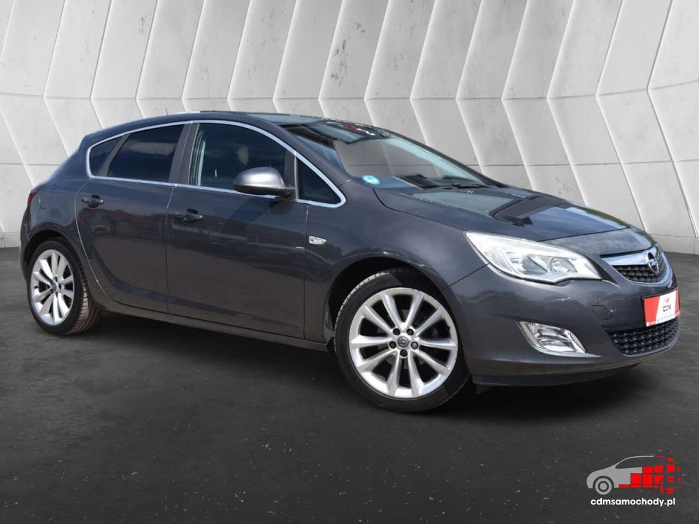 Opel Astra J 2010