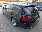 BMW 320 d Touring Dynamic - 4