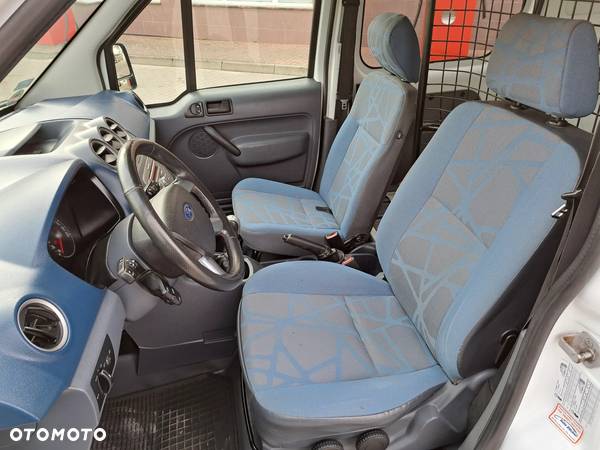 Ford Transit Connect - 16