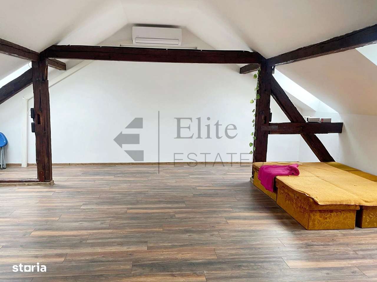 Apartament pe 2 nivele ultracentral in zona Teatrului Oradea-0