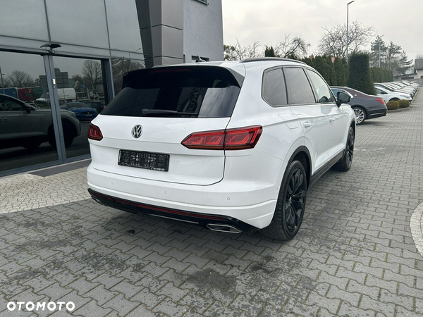 Volkswagen Touareg - 5