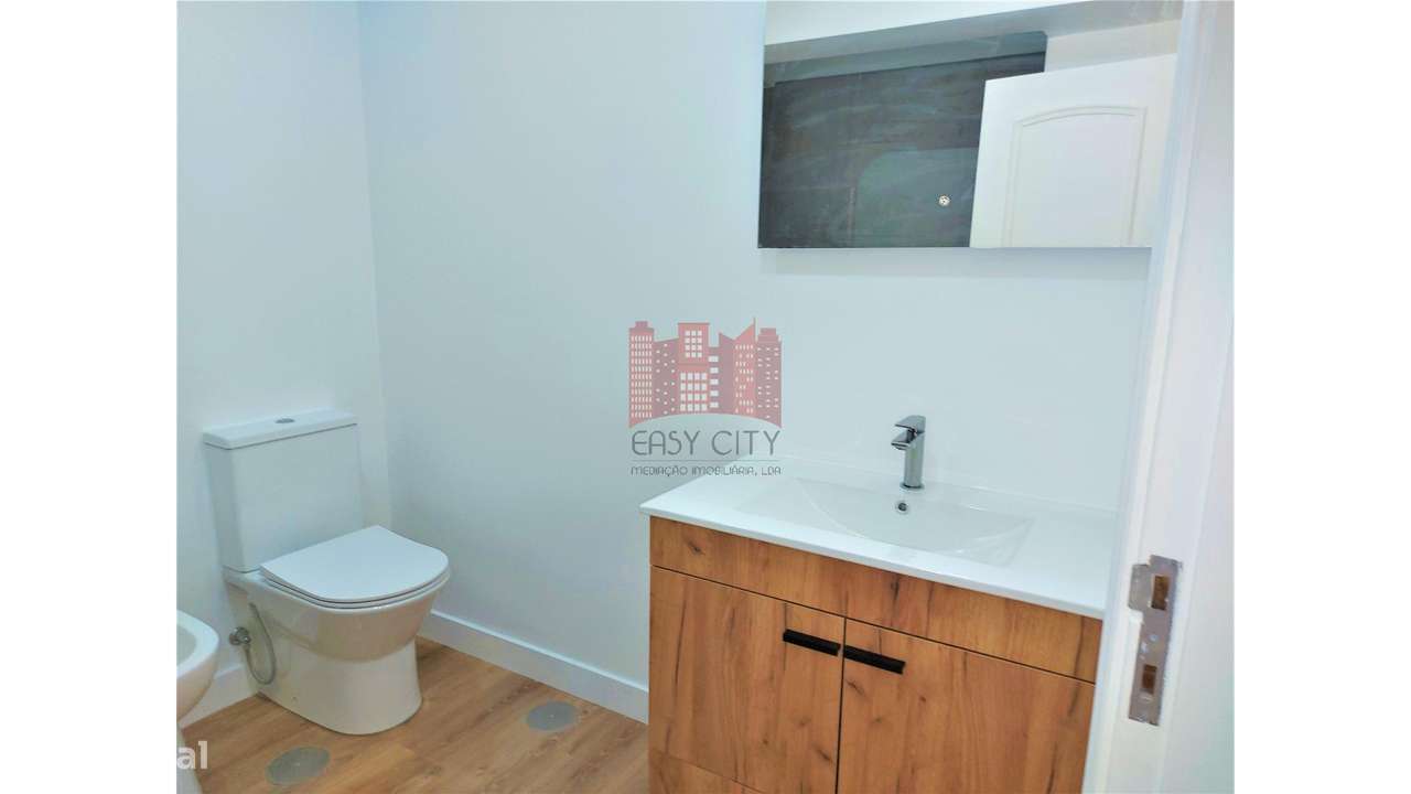 Apartamento T3 em Laranjeiras-31